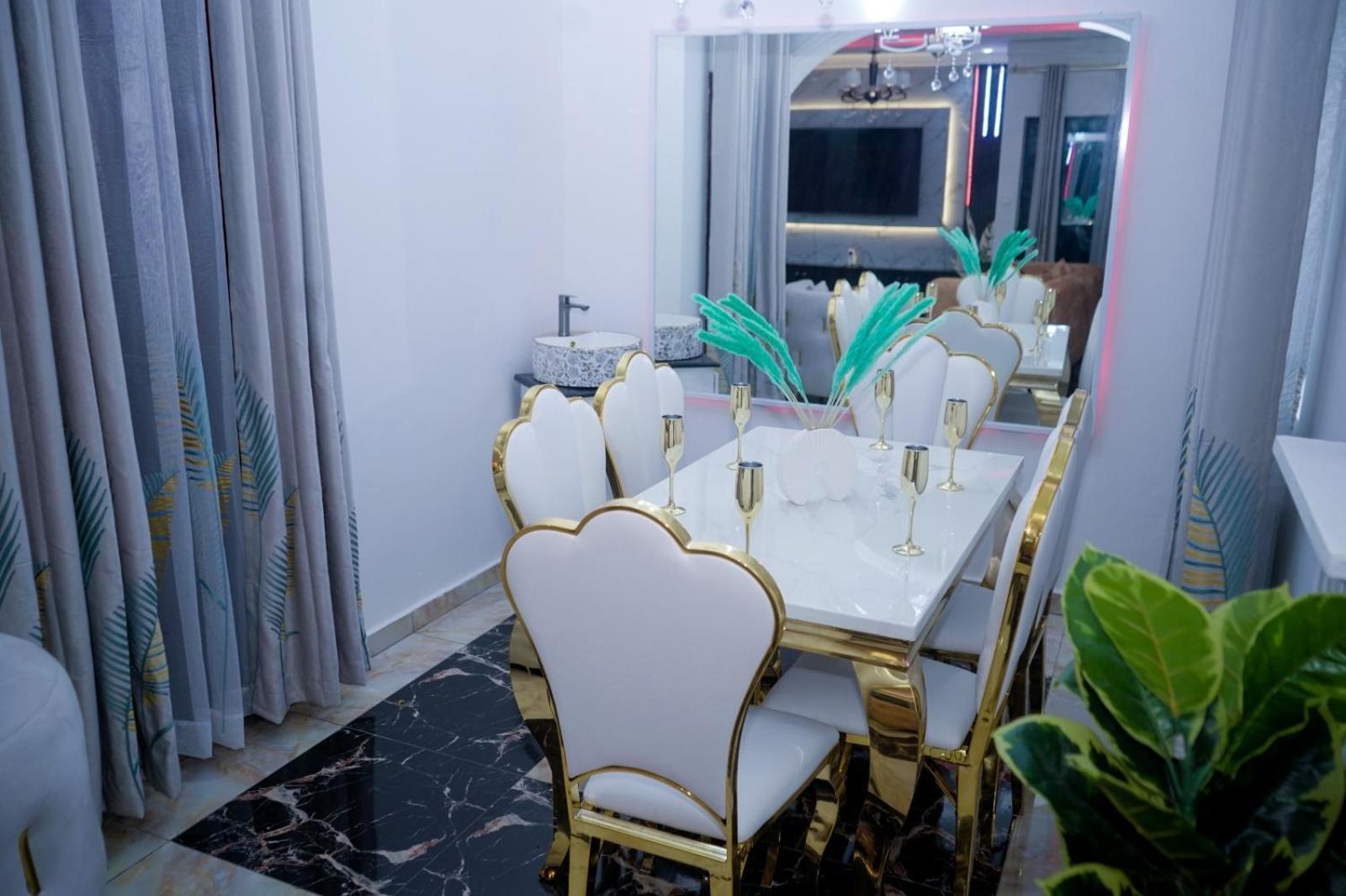 Prince Home 杜阿拉 外观 照片